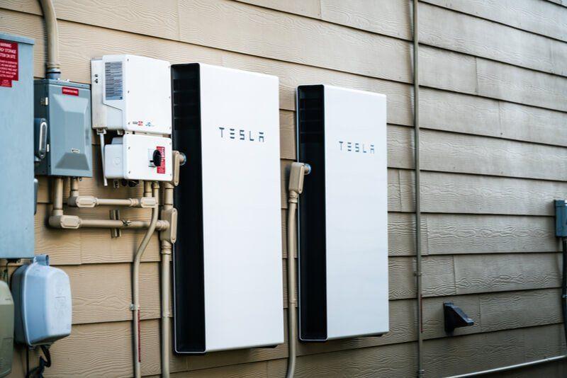 Tesla_Powerwall_2_e4f49c87b5.jpg